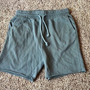 H&M Men's Size Medium Blue Athletic Shorts with Elastic Waistband
